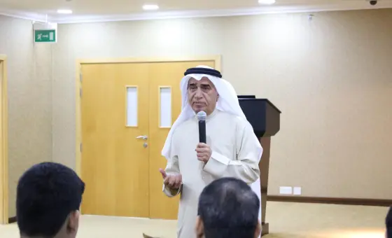 Dr. Suleiman Al Jassim Fujairah University Chancellor Visits the Third Day of UAE Hackathon 2025 and Praises Participants